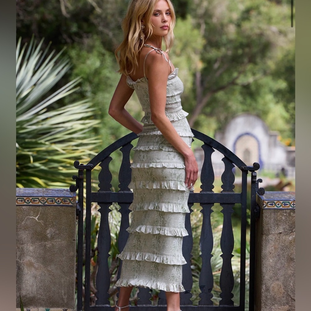 V. Chapman The Lily Dress in Sage Tapestry - Picture 3 of 6